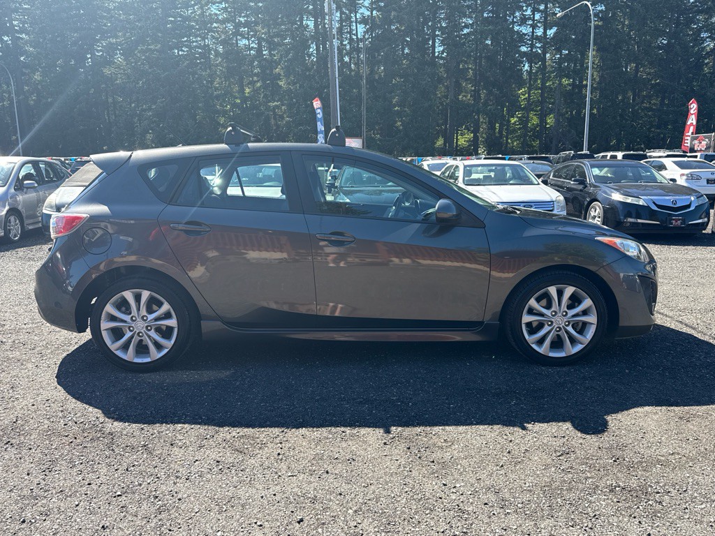 2011 Mazda Mazda3 Image 1