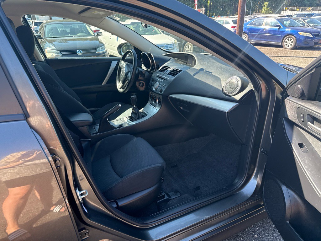 2011 Mazda Mazda3 Image 13