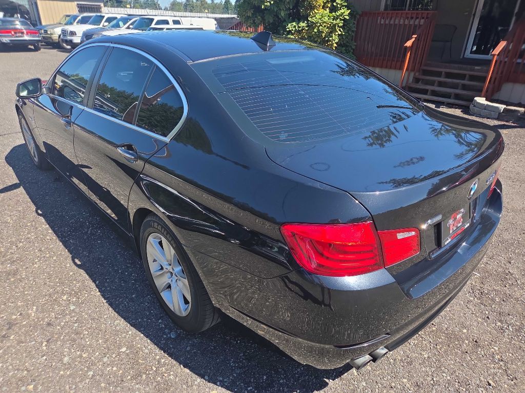 2013 BMW 5 Series Image 6