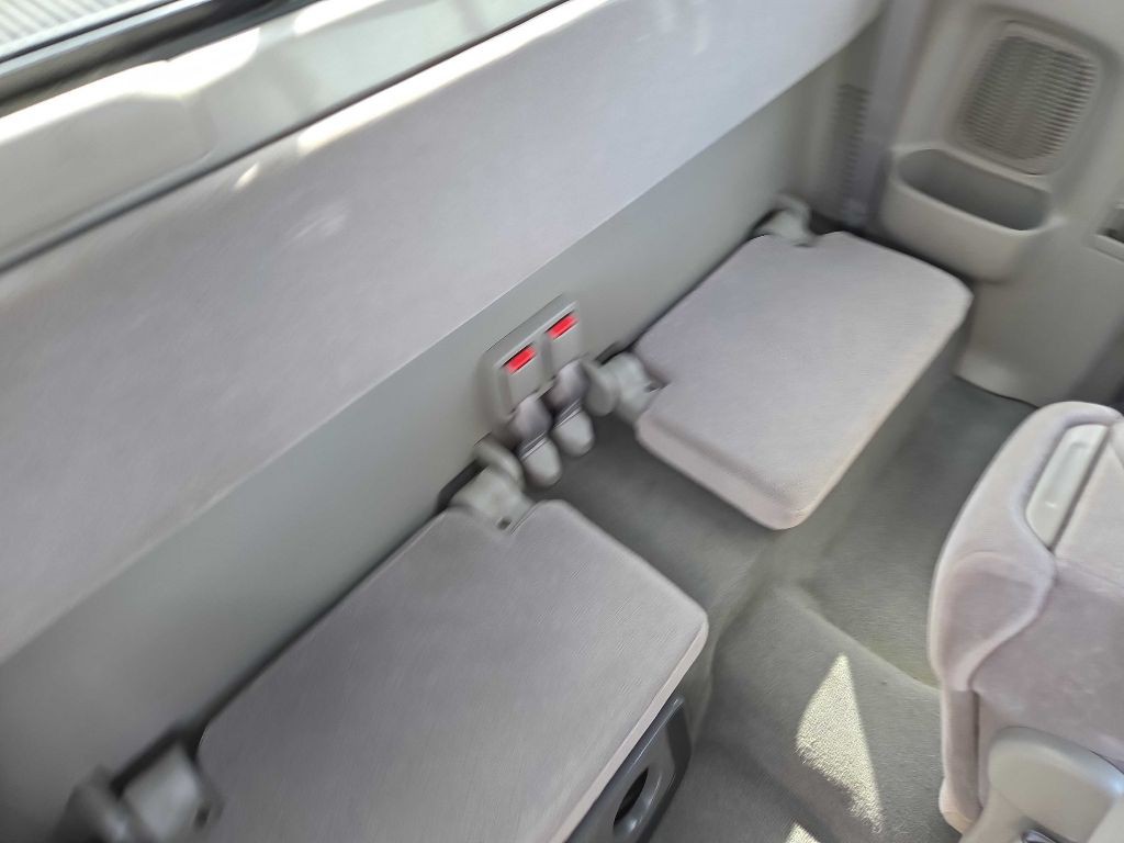 2004 Toyota Tacoma Image 10