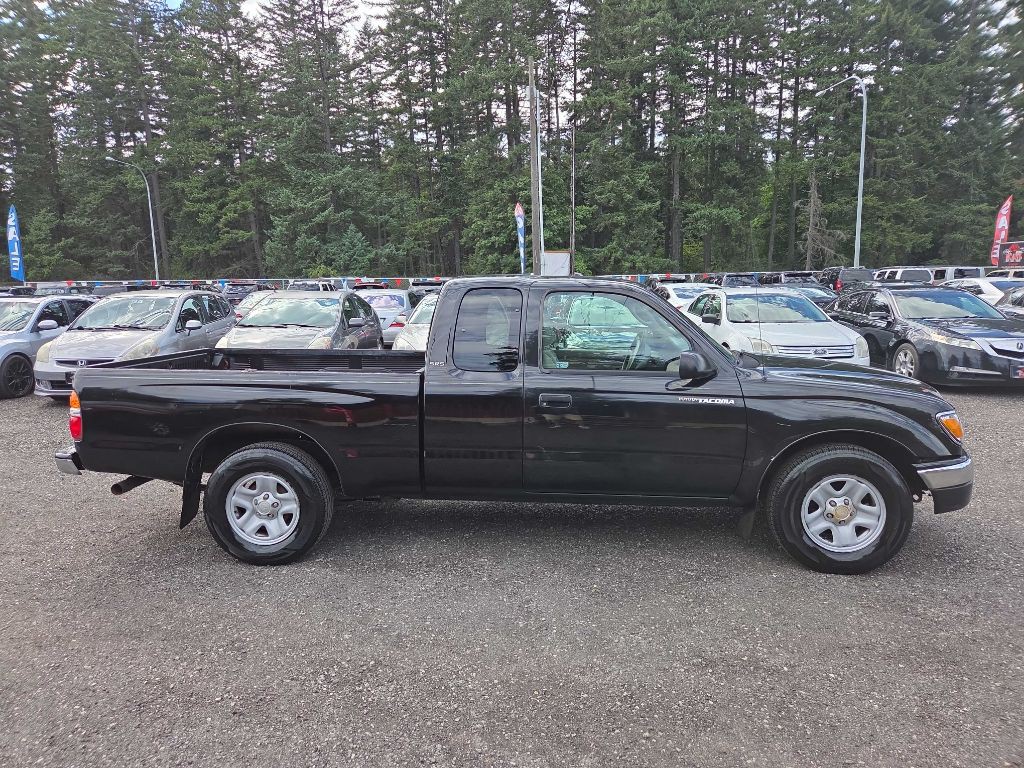 2004 Toyota Tacoma Image 1