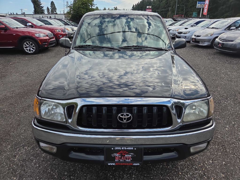 2004 Toyota Tacoma Image 2