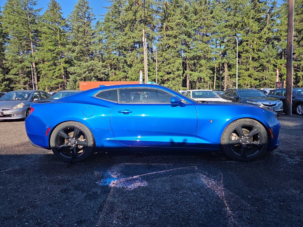 2018 Chevrolet Camaro Image 1