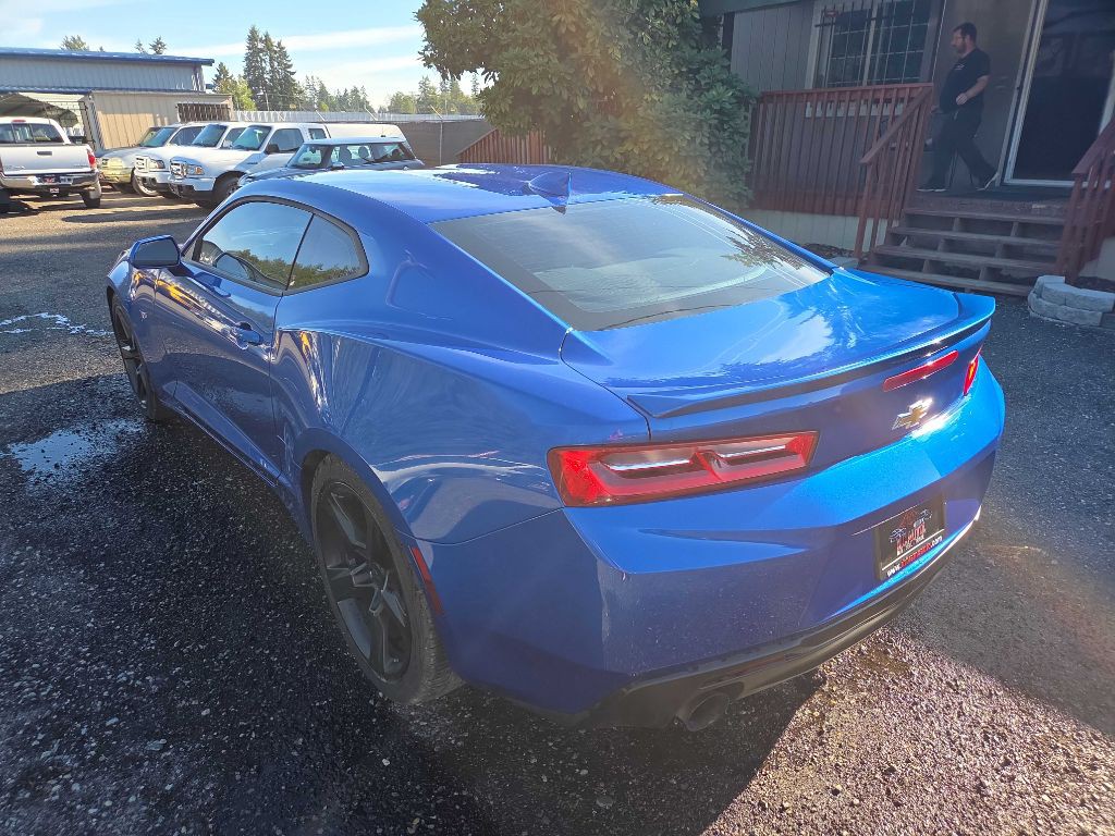 2018 Chevrolet Camaro Image 3
