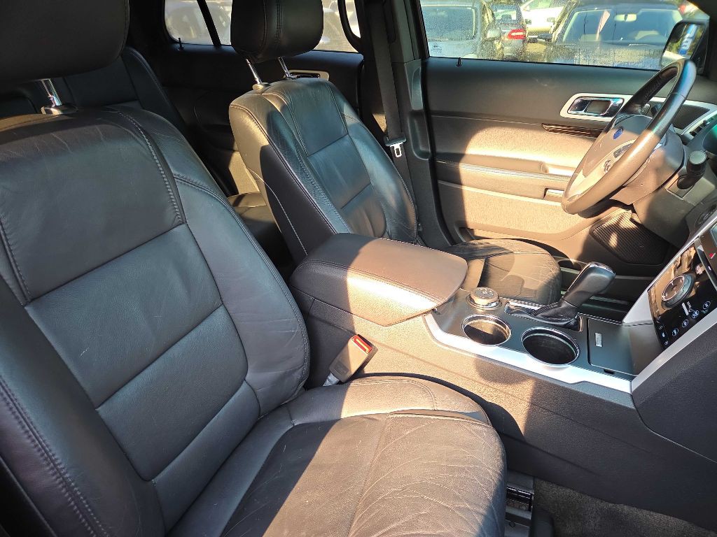 2013 Ford Explorer Image 12