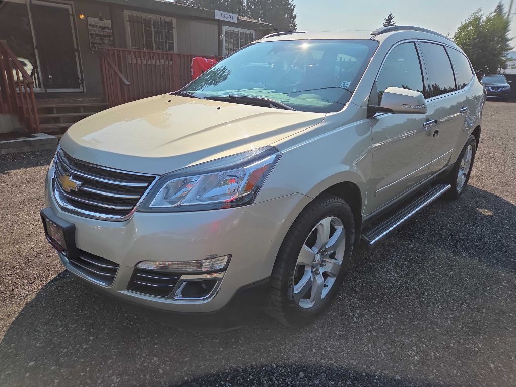 2017 Chevrolet Traverse Image 3