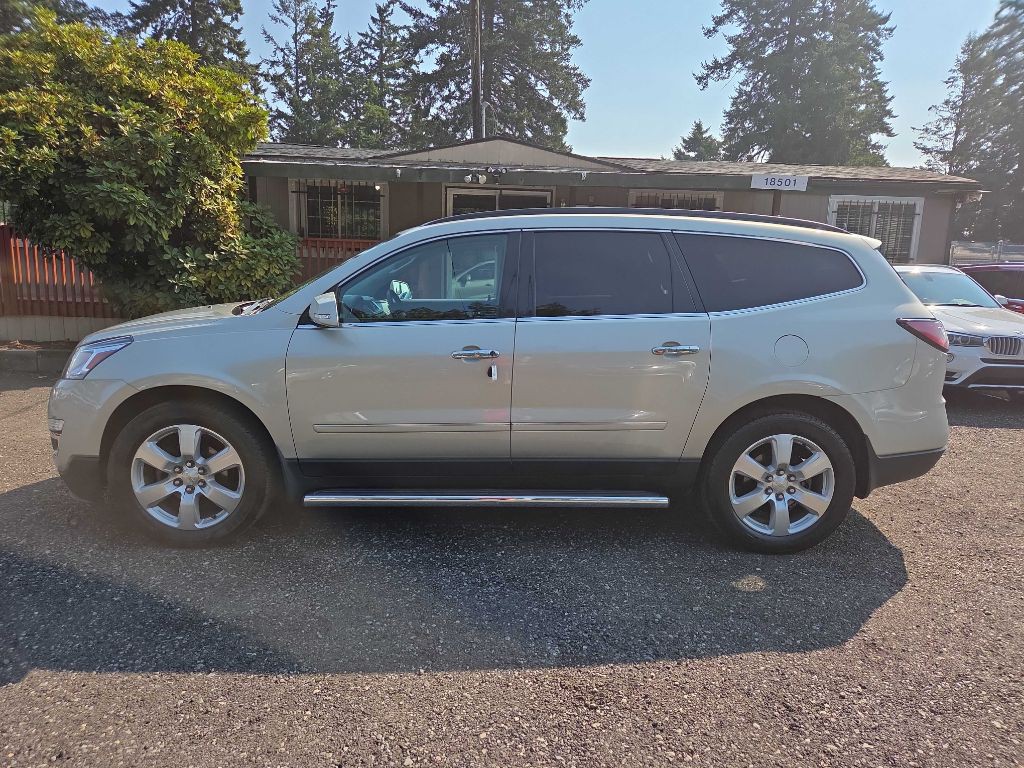 2017 Chevrolet Traverse Image 4