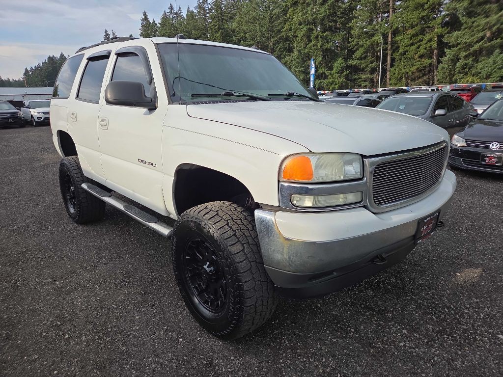 2003 GMC Yukon Image 2