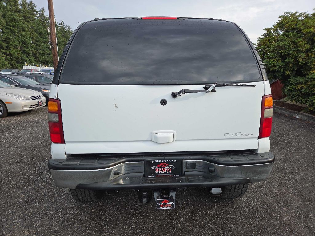2003 GMC Yukon Image 7