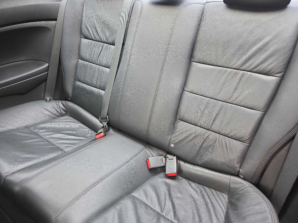 2012 Honda Accord Image 9
