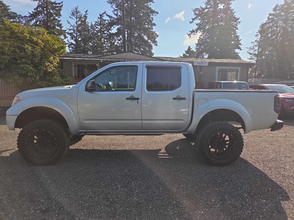 2012 Nissan Frontier Image 5