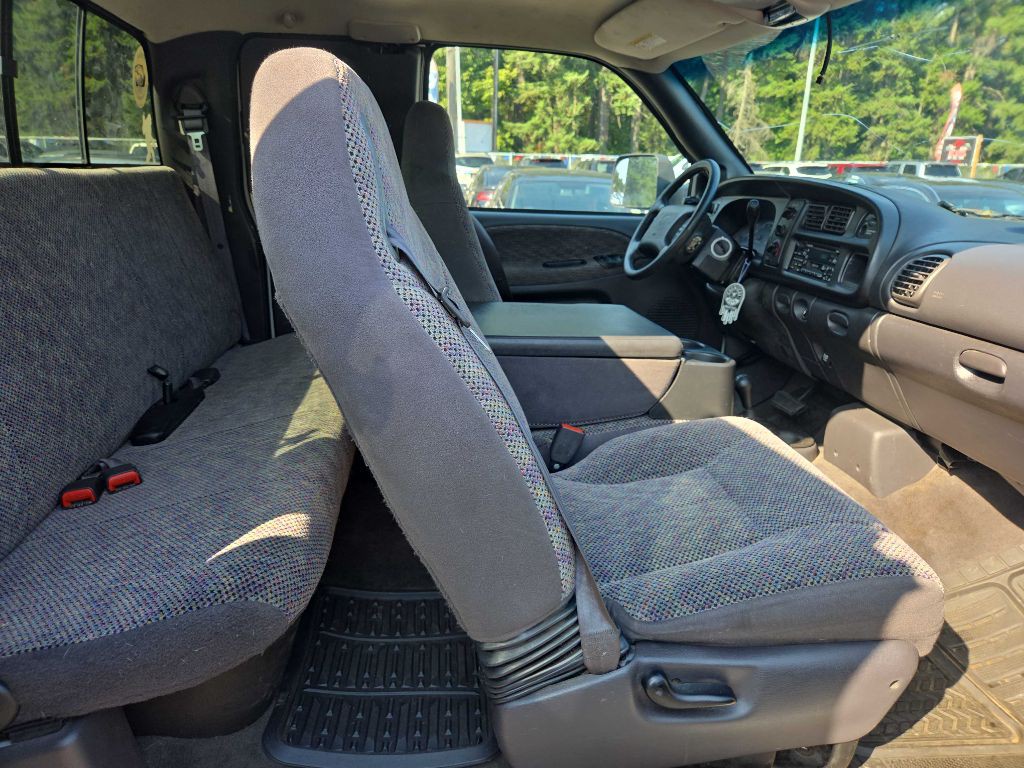 1999 Dodge Ram 1500 Image 9