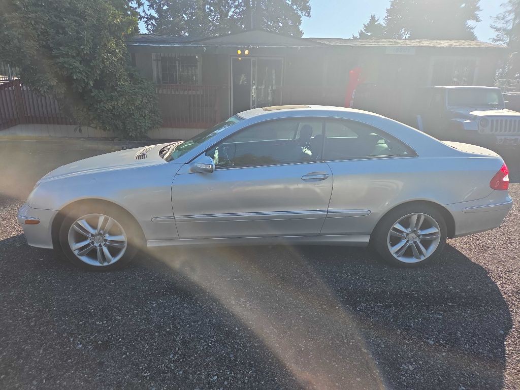 2006 Mercedes-Benz CLK-Class Image 4
