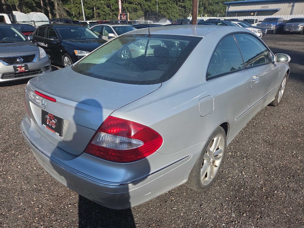 2006 Mercedes-Benz CLK-Class Image 8