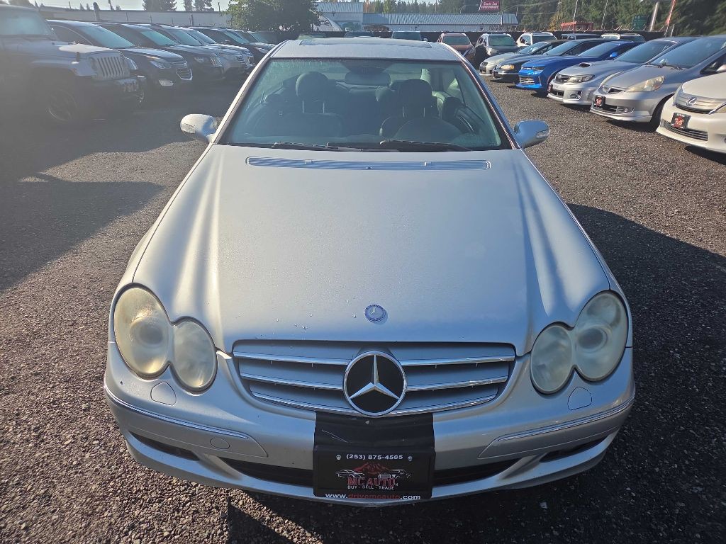 2006 Mercedes-Benz CLK-Class Image 2