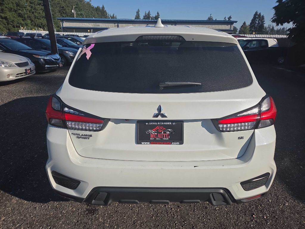 2020 Mitsubishi Outlander Image 7
