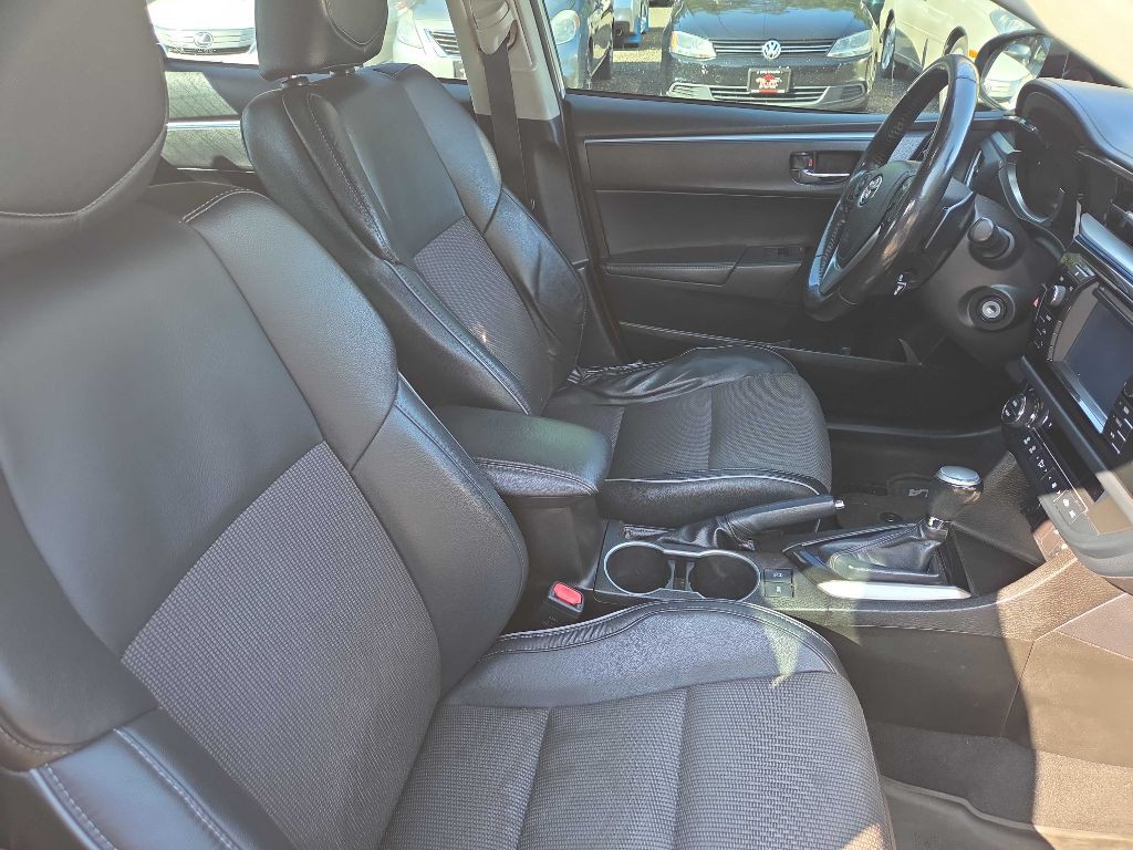 2014 Toyota Corolla Image 9