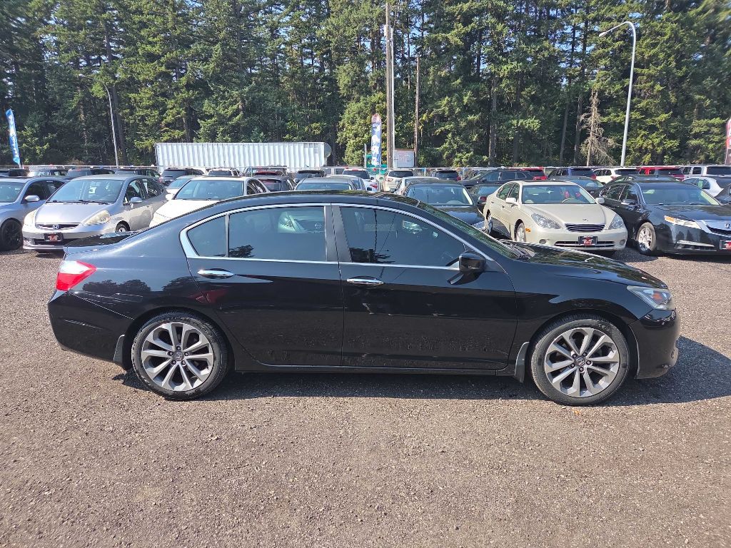 2015 Honda Accord Image 1