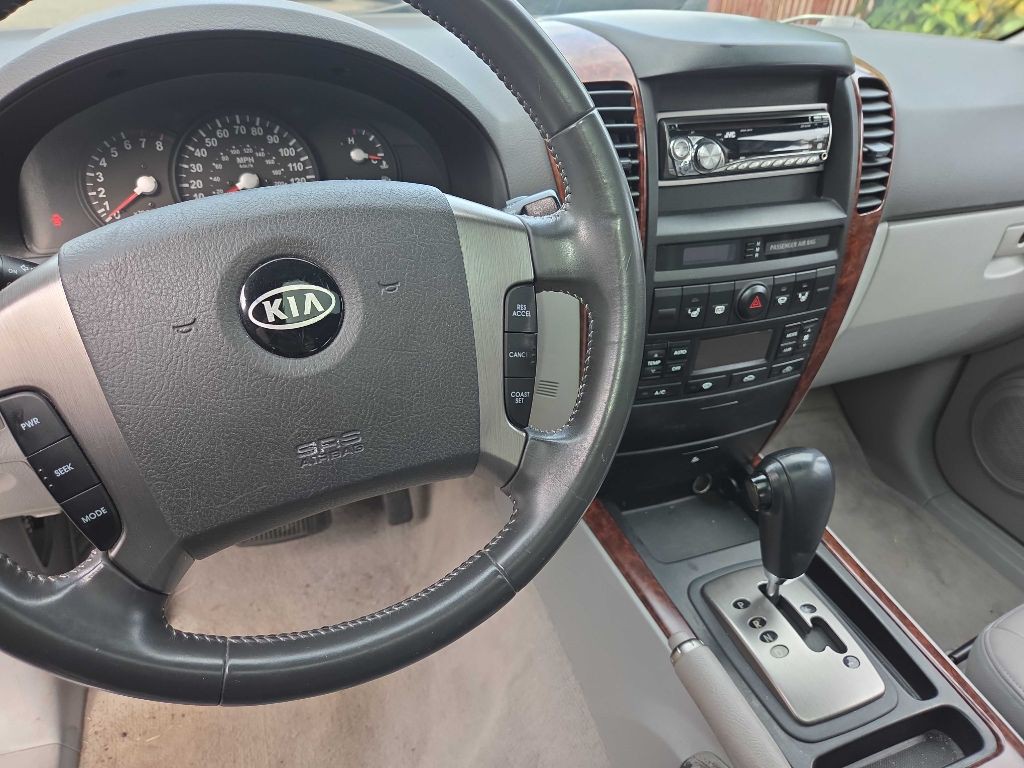 2005 Kia Sorento Image 11