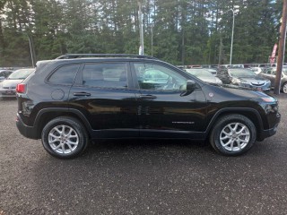 Image for 2017 Jeep Cherokee Sport ID: 6881579