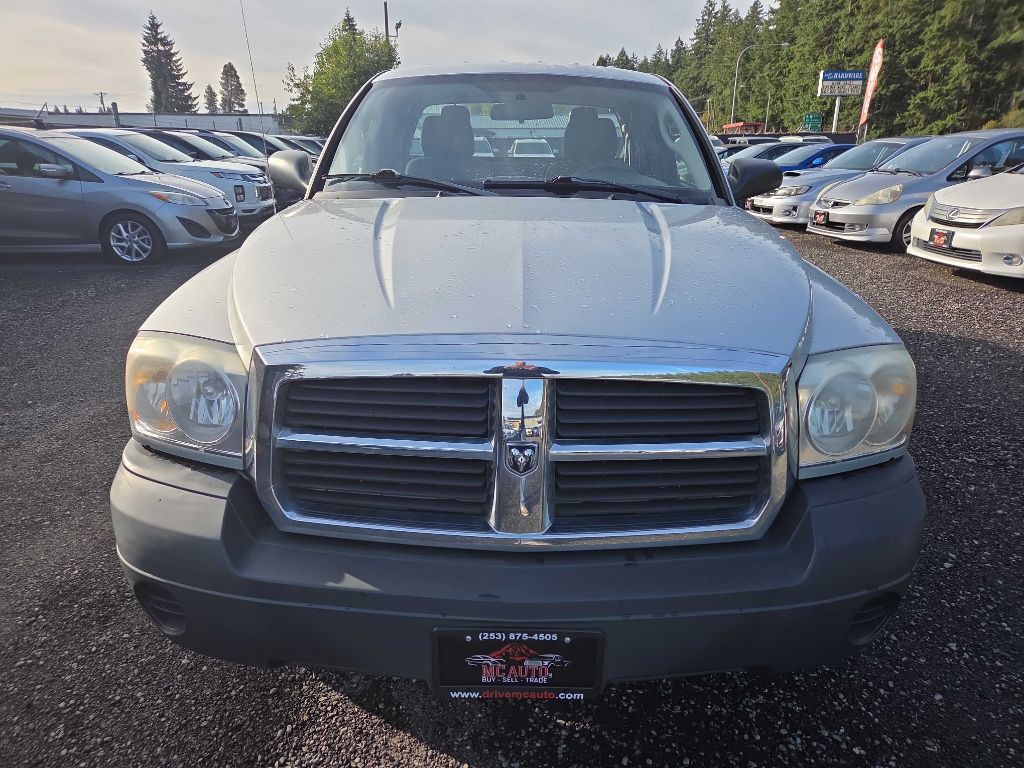 2006 Dodge Dakota Image 4