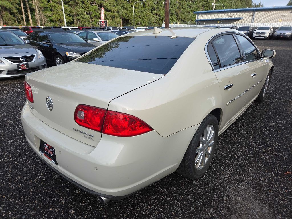 2011 Buick Lucerne Image 8