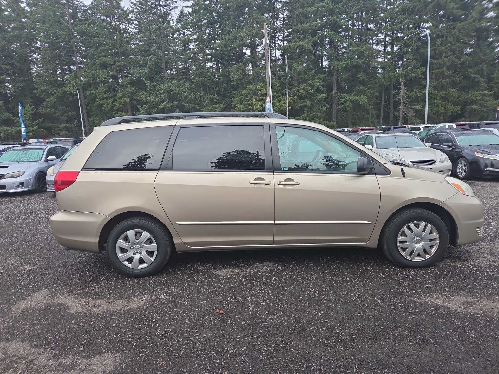 2005 Toyota Sienna Image 4