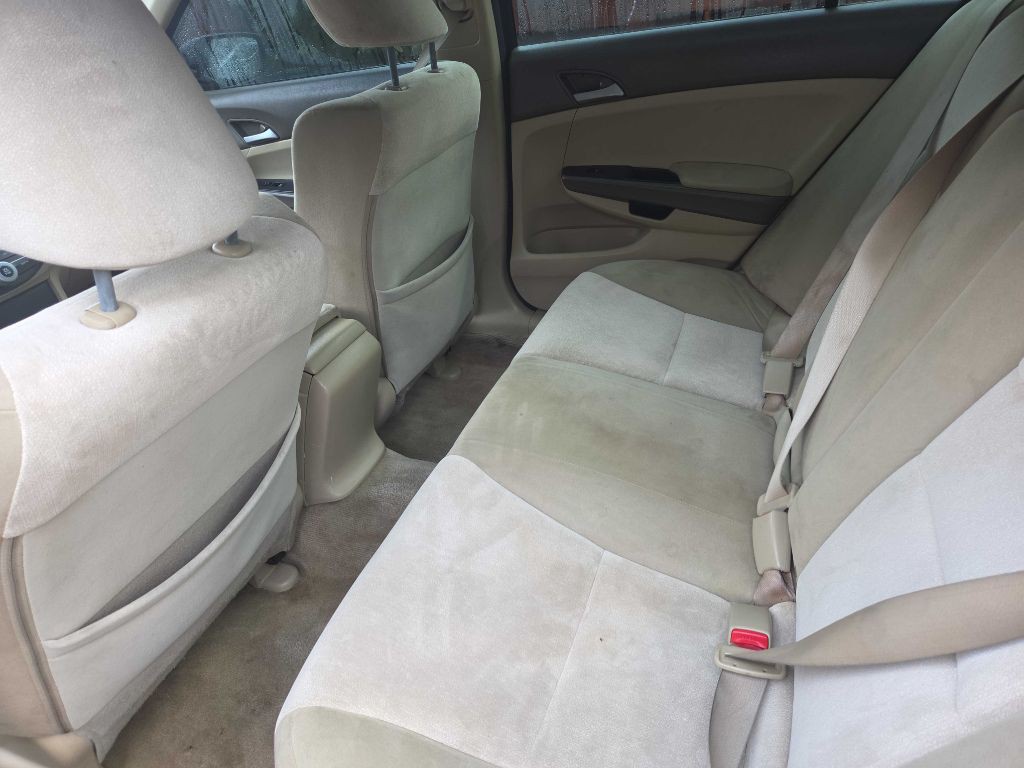 2010 Honda Accord Image 10