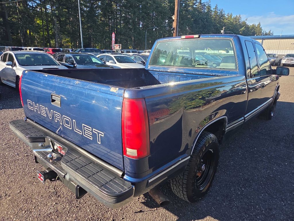 1998 Chevrolet C/K Image 8