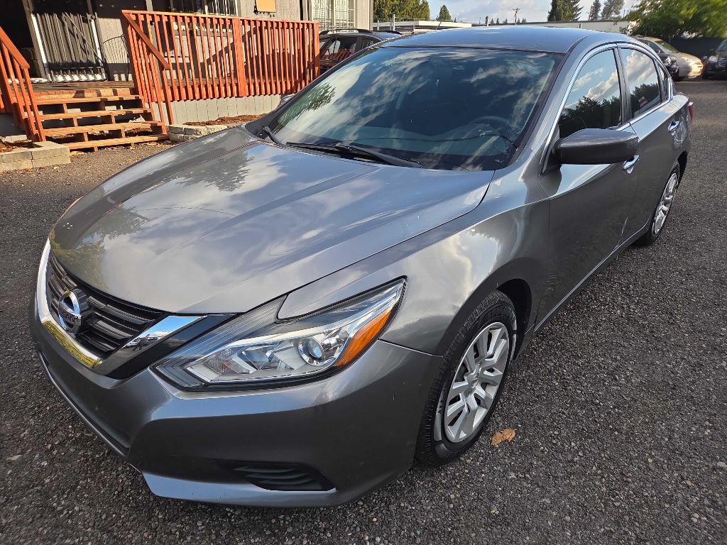 2017 Nissan Altima Image 3