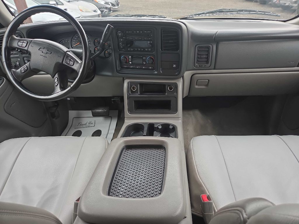 2006 Chevrolet Suburban Image 13