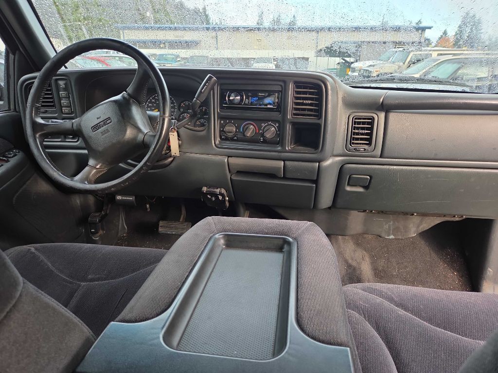 2001 GMC Sierra Image 11