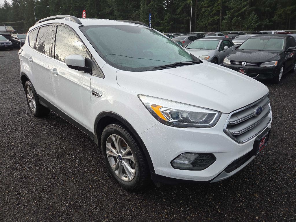 2017 Ford Escape Image 2