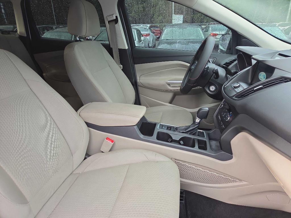 2017 Ford Escape Image 11