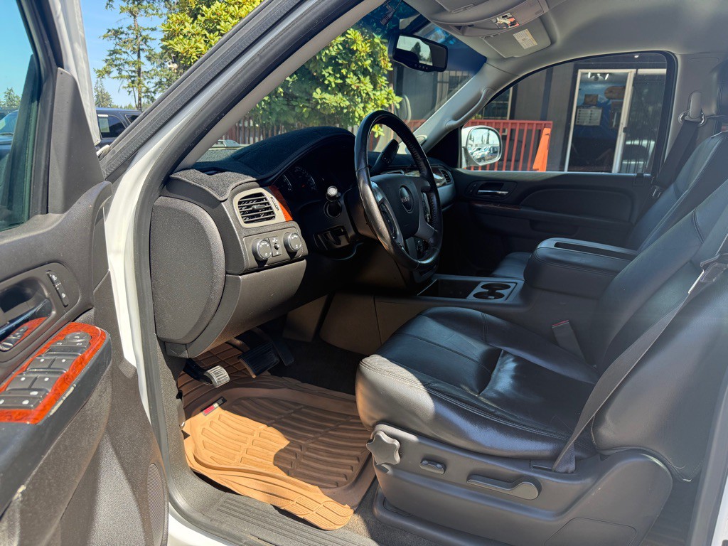 2013 GMC Yukon Image 9