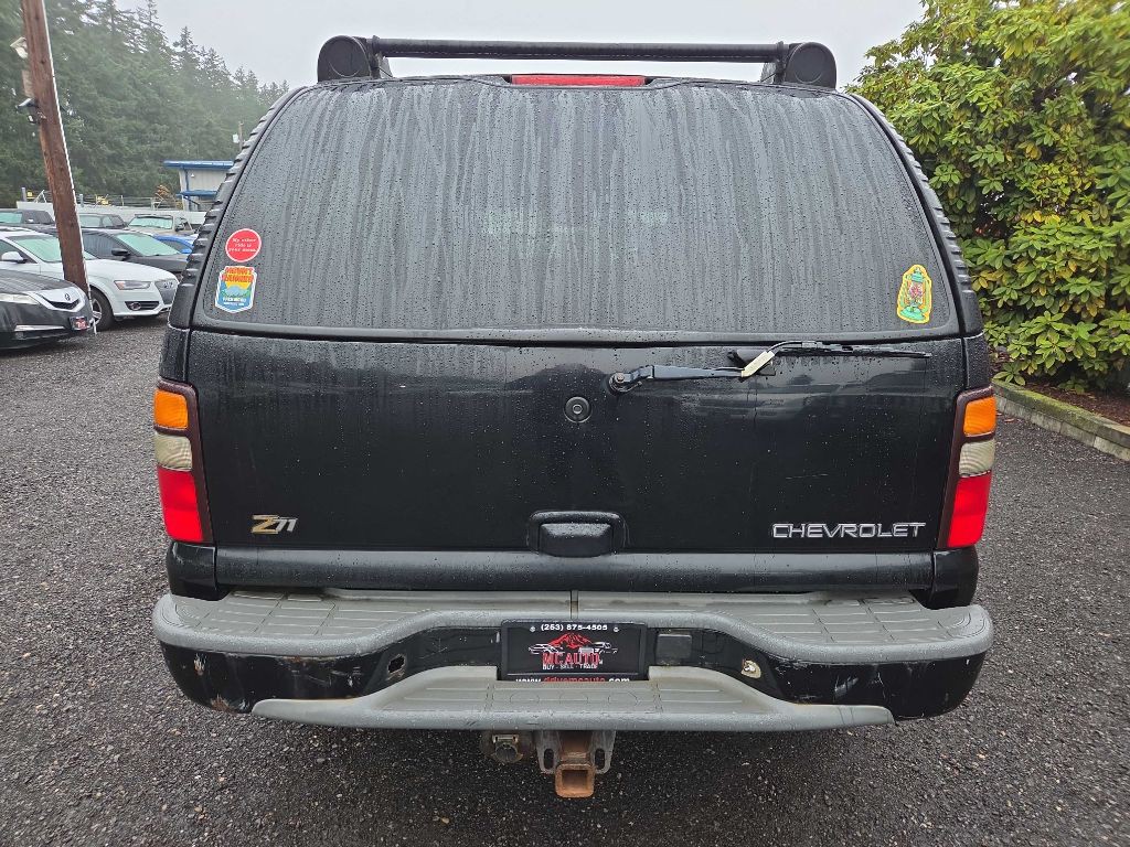 2004 Chevrolet Tahoe Image 6