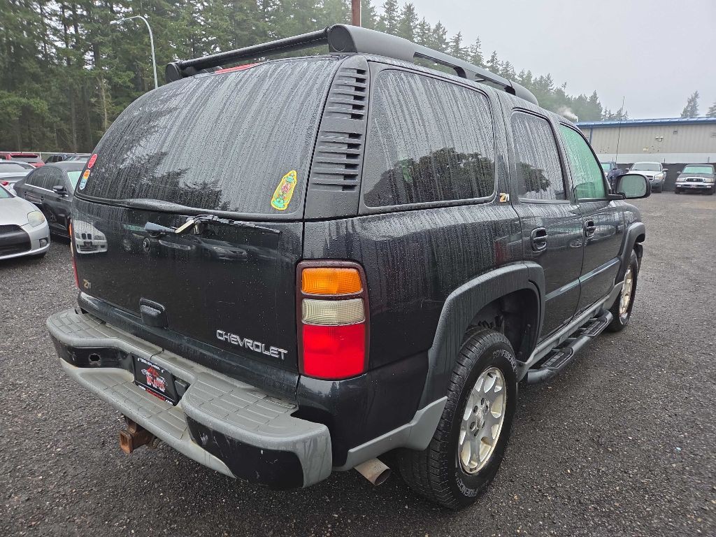 2004 Chevrolet Tahoe Image 8