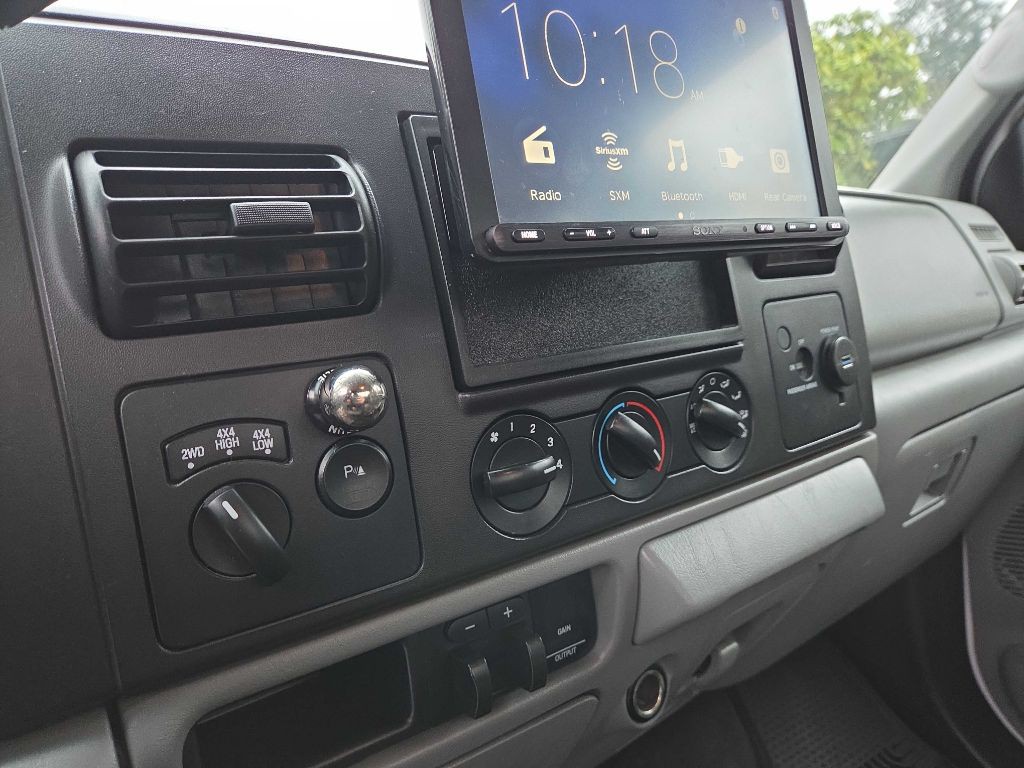 2005 Ford F-250 Image 12