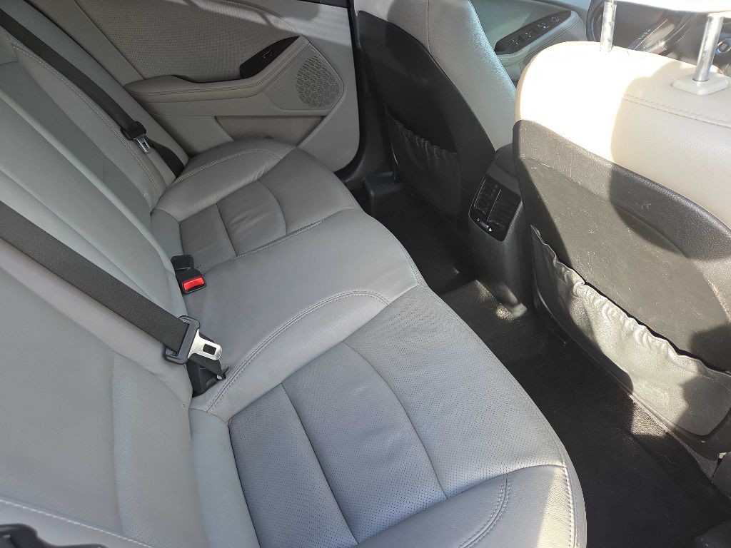 2012 Kia Optima Image 9