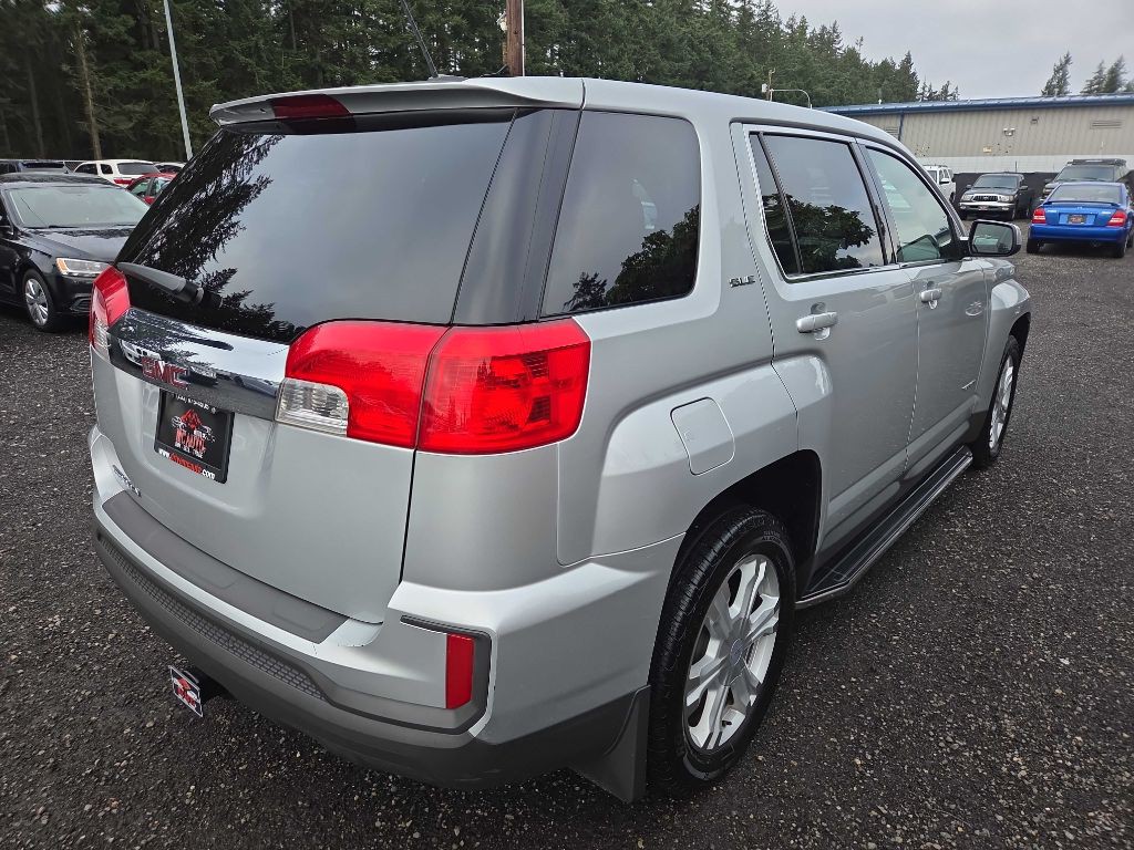2017 GMC Terrain Image 8