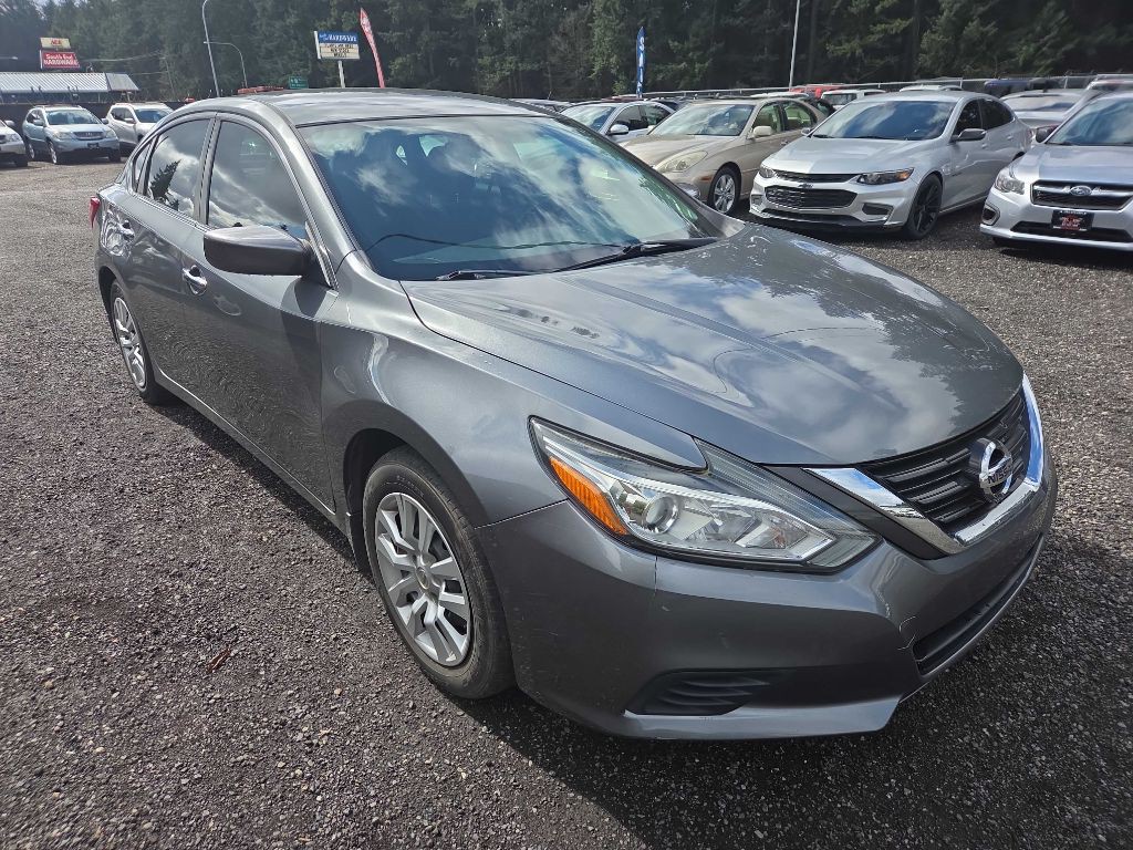 2017 Nissan Altima Image 2