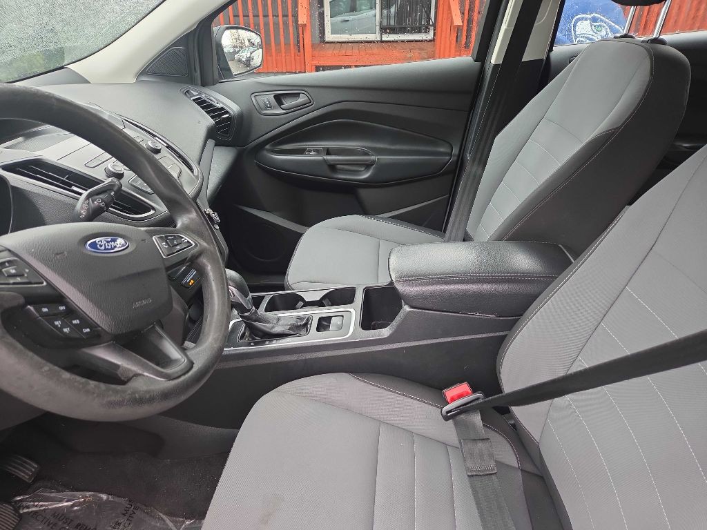 2019 Ford Escape Image 10