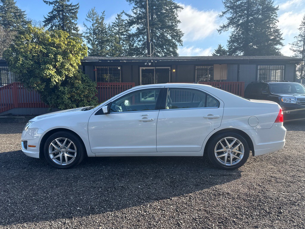 2010 Ford Fusion Image 5