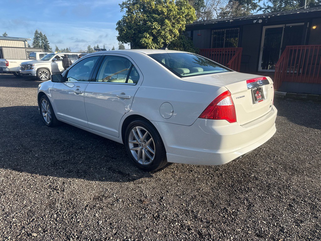 2010 Ford Fusion Image 6