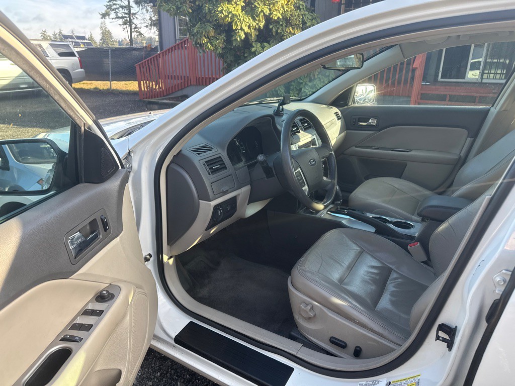 2010 Ford Fusion Image 9