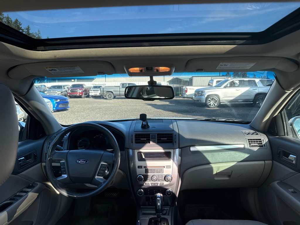 2010 Ford Fusion Image 13