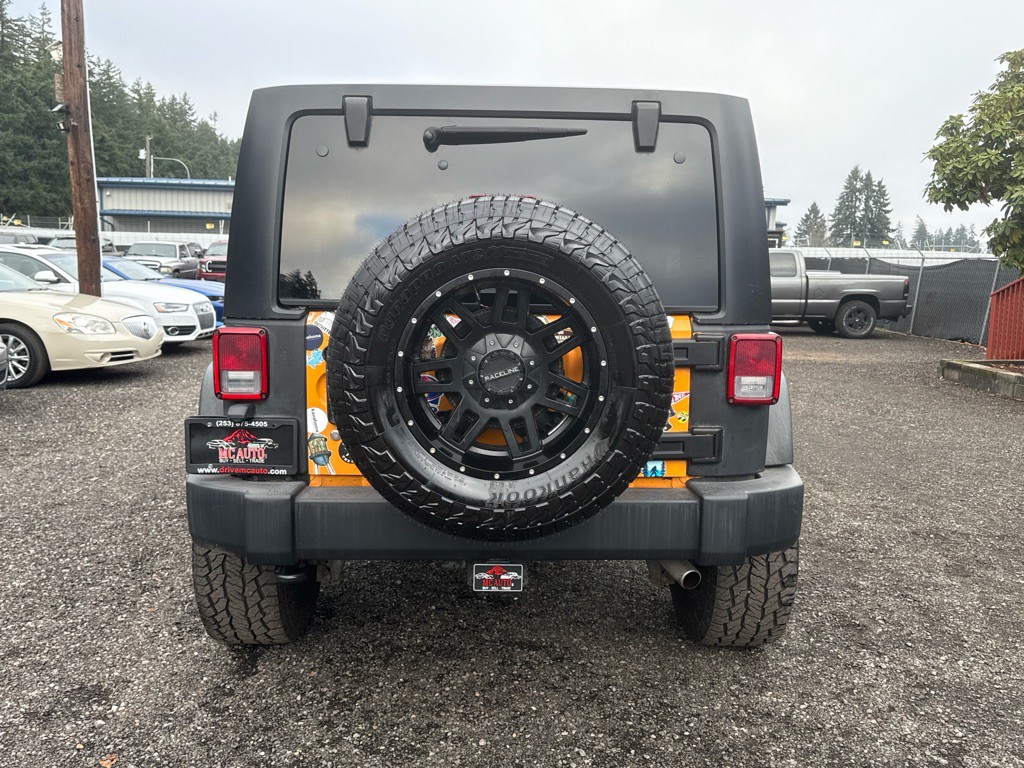 2012 Jeep Wrangler Unlimited Image 7