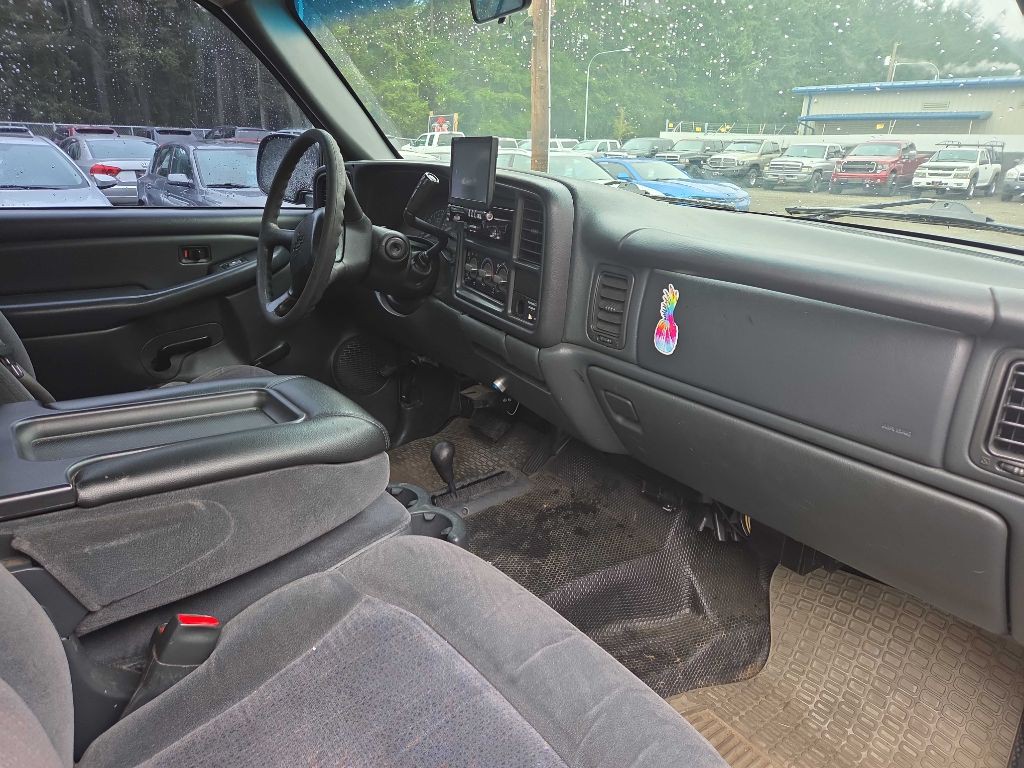 2001 Chevrolet Silverado 1500 Image 9