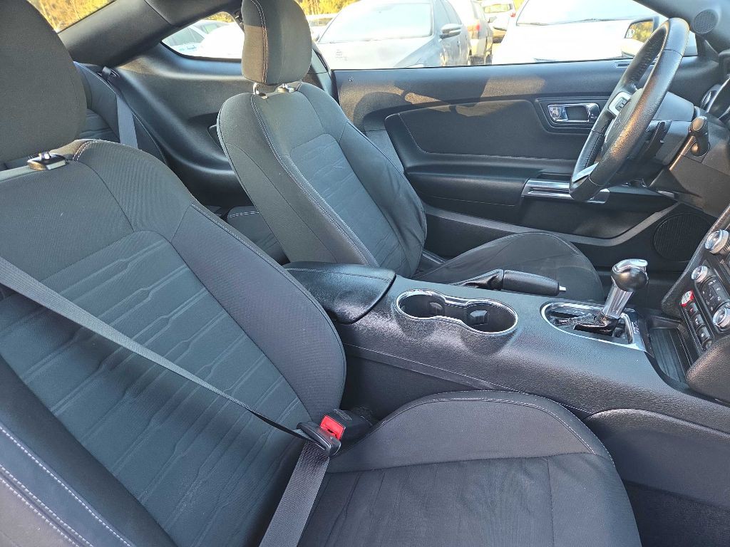 2015 Ford Mustang Image 10