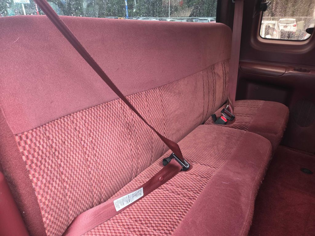 1997 Ford F-250 Image 12